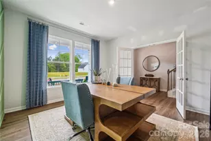 4224 Vis Pne Dr, Charlotte, NC 28215 - Photo 24