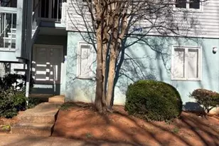 1903 Beechtree Ct, Charlotte, NC 28210 - Photo 2