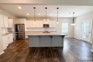 2825 Kinloch Ct, Clover, SC 29710 - Photo 2