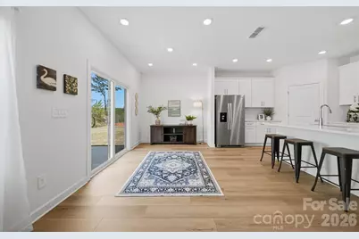 2076 Sunflower Circle, Newton, NC 28658 - Photo 8