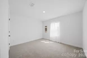 2076 Sunflower Cir, Newton, NC 28658 - Photo 28