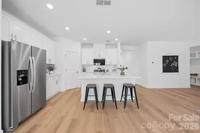 2076 Sunflower Circle, Newton, NC 28658 - Photo 10