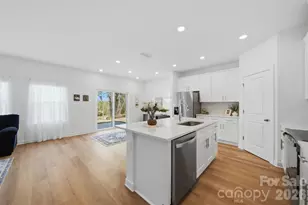 2076 Sunflower Cir, Newton, NC 28658 - Photo 12