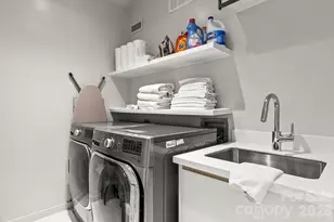 435 S Tryon St, Charlotte, NC 28202 - Photo 22