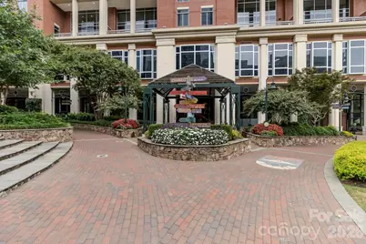 435 S Tryon Street #901, Charlotte, NC 28202 - Photo 2