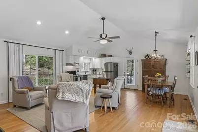 926 Camp Creek Road, Saluda, NC 28773 - Photo 4