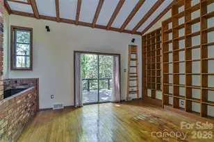 1 Hillcrest Ln, Black Mountain, NC 28711 - Photo 10