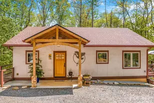 446 Amanda Dr, Mars Hill, NC 28754 - Photo 2