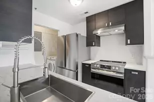 3937 Mohawk Ct, Charlotte, NC 28215 - Photo 12