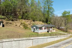 2687 Indian Grave Rd, Lenoir, NC 28645 - Photo 4
