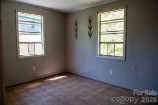 2687 Indian Grave Rd, Lenoir, NC 28645 - Photo 10