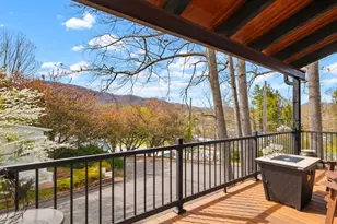 90 Summit St, Waynesville, NC 28786 - Photo 8