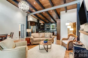 90 Summit St, Waynesville, NC 28786 - Photo 12