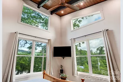 90 Summit Street, Waynesville, NC 28786 - Photo 26