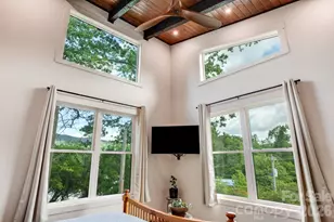 90 Summit St, Waynesville, NC 28786 - Photo 26