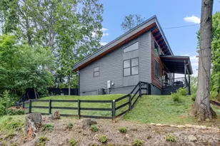 90 Summit St, Waynesville, NC 28786 - Photo 4