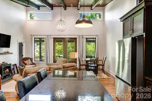 90 Summit St, Waynesville, NC 28786 - Photo 18