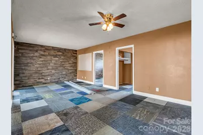 76 Adeles Way, Hendersonville, NC 28792 - Photo 18