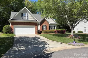 1614 Iverness Ct, Gastonia, NC 28056 - Photo 2