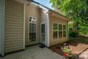 1614 Iverness Ct, Gastonia, NC 28056 - Photo 28