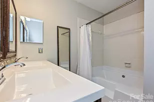 3206 Selwyn Farms Ln, Charlotte, NC 28209 - Photo 18