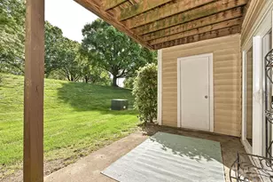 3206 Selwyn Farms Ln, Charlotte, NC 28209 - Photo 22