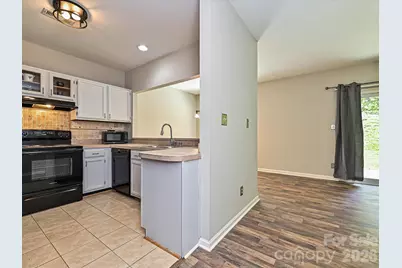 3206 Selwyn Farms Lane #2, Charlotte, NC 28209 - Photo 4