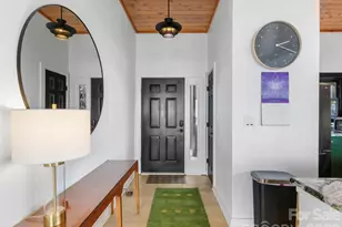 30 Club Villa Ct, Burnsville, NC 28714 - Photo 6