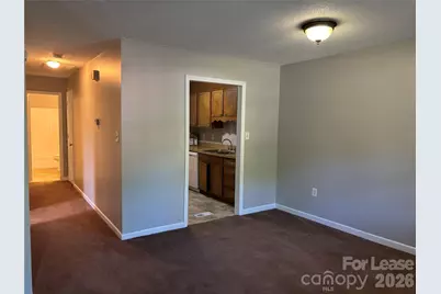 3633 Driftwood Drive, Charlotte, NC 28205 - Photo 6