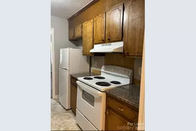 3633 Driftwood Drive, Charlotte, NC 28205 - Photo 10