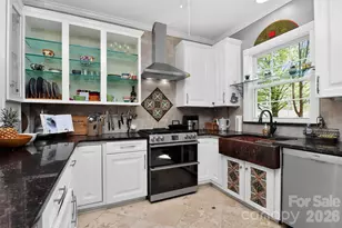 4851 Steepleglen Ct, Charlotte, NC 28269 - Photo 12