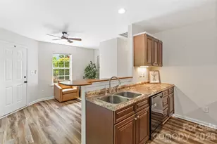 6600 Porterfield Rd, Charlotte, NC 28226 - Photo 32