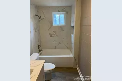 1632 W 5th Avenue #C, Gastonia, NC 28052 - Photo 8