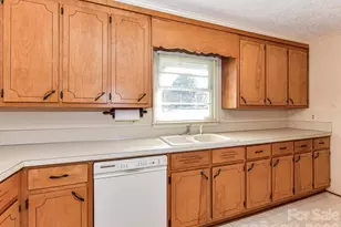 1416 Marjorie Dr, Matthews, NC 28105 - Photo 8