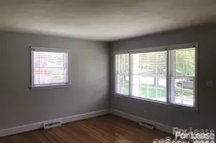 2309 Lanier Ave, Charlotte, NC 28205 - Photo 2