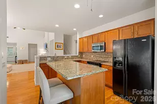 6902 Saranac Ln, Matthews, NC 28105 - Photo 12