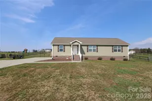 154 Back Acres Ln, Kannapolis, NC 28081 - Photo 1