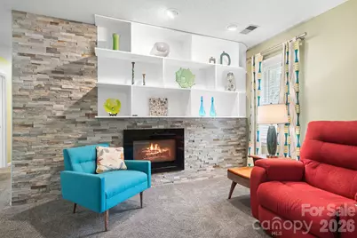 676 Sunridge Drive, Lincolnton, NC 28092 - Photo 4