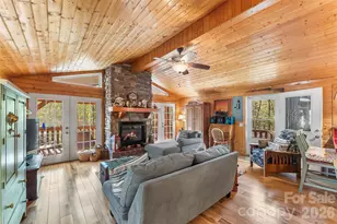 152 Brown Farm Dr, Marion, NC 28752 - Photo 2