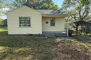 509 Rhyne St, Lincolnton, NC 28092 - Photo 1