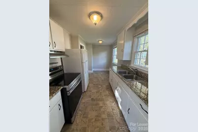 509 Rhyne Street, Lincolnton, NC 28092 - Photo 2