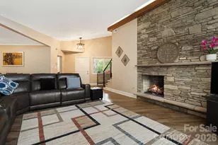 87 W Oakview Rd, Asheville, NC 28806 - Photo 6