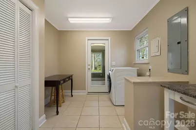 87 W Oakview Road, Asheville, NC 28806 - Photo 16
