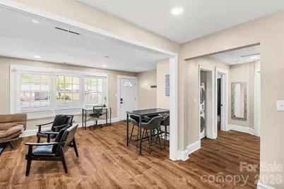 2738 Catalina Avenue, Charlotte, NC 28206 - Photo 14
