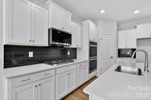 5454 Redbud Rd, Lancaster, SC 29720 - Photo 16