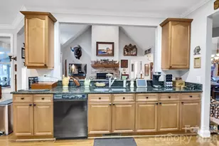 112 Wren Ct, Lake Lure, NC 28746 - Photo 6