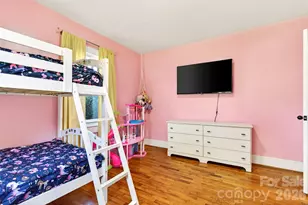 1511 White Oak Rd, Bakersville, NC 28705 - Photo 18