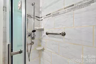 1511 White Oak Rd, Bakersville, NC 28705 - Photo 16