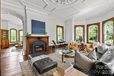 204 Lawson Street, Hot Springs, NC 28743 - Photo 4