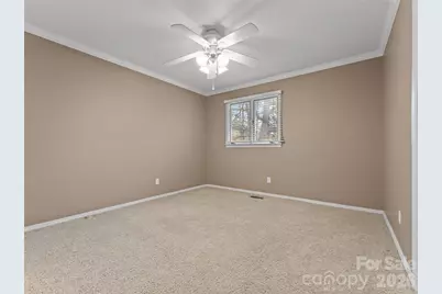 29 Reynolda Drive, Asheville, NC 28803 - Photo 16